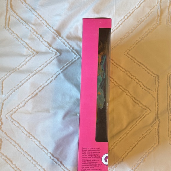 Rare vintage style Magic Whitney Barbie with Blue Outfit and assessories!!! - Picture 4 of 6